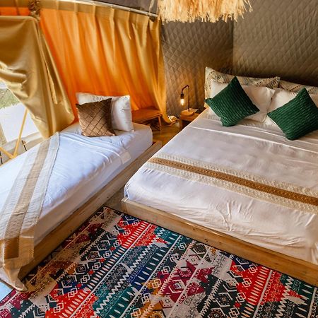 Готель Domes And Dreams Lio Glamping Ель-Нідо Екстер'єр фото