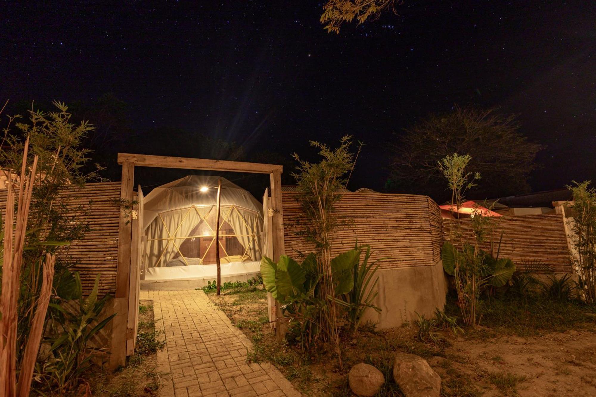 Готель Domes And Dreams Lio Glamping Ель-Нідо Екстер'єр фото