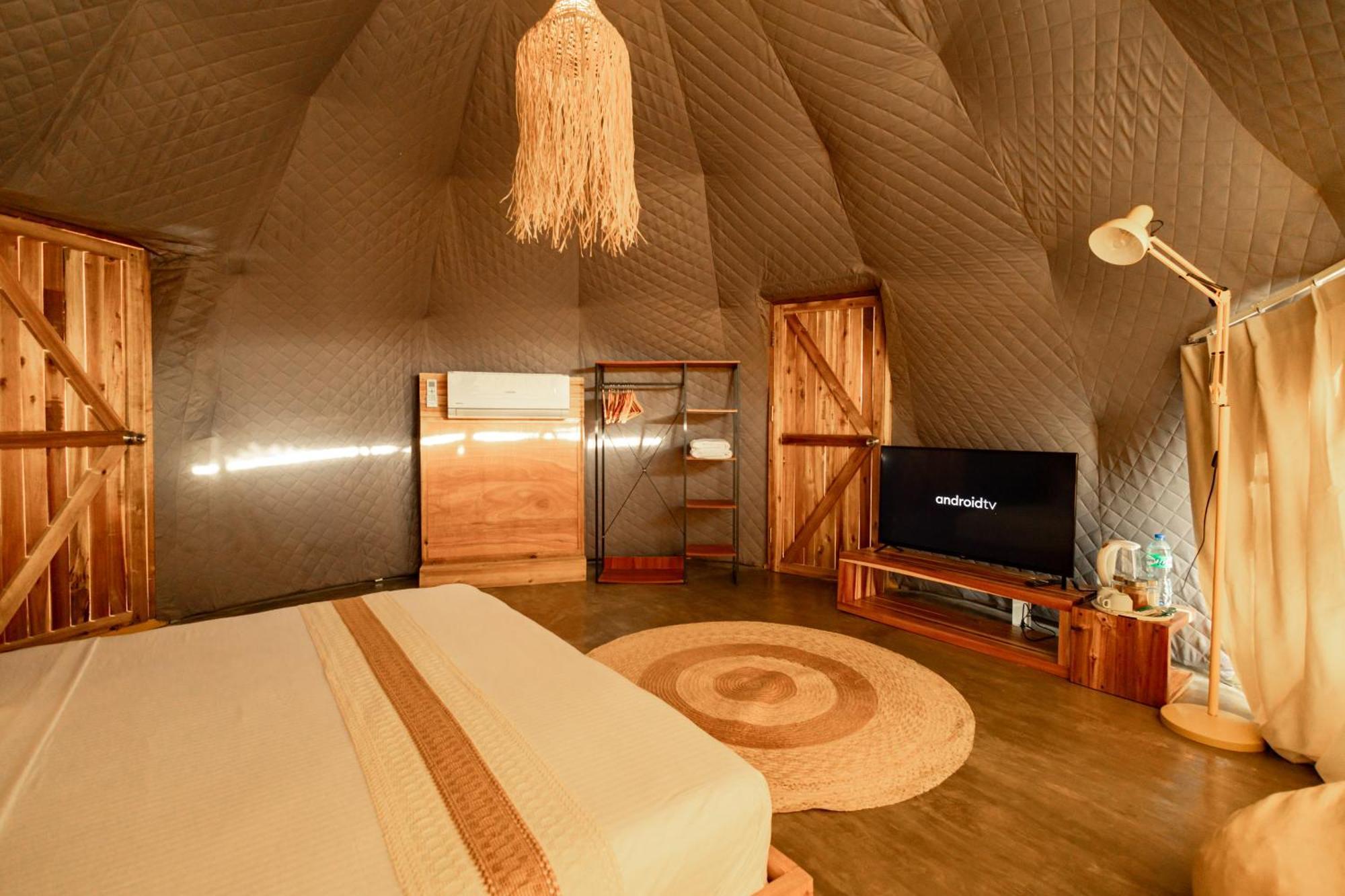 Готель Domes And Dreams Lio Glamping Ель-Нідо Екстер'єр фото