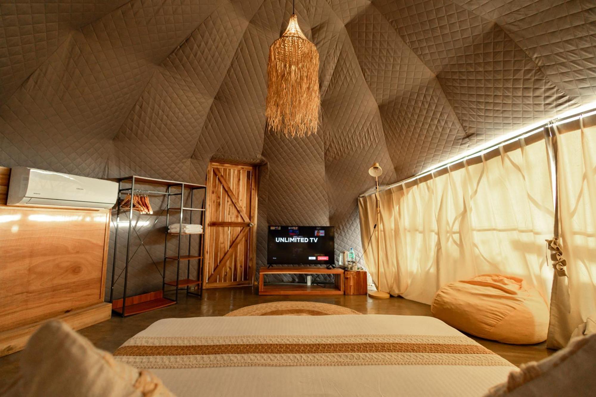 Готель Domes And Dreams Lio Glamping Ель-Нідо Екстер'єр фото